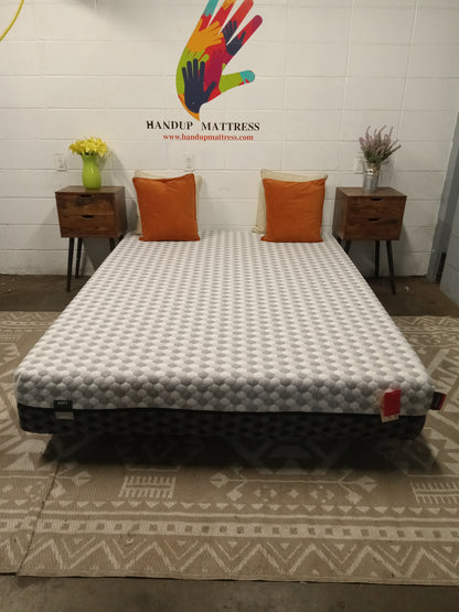 Layla | Memory Foam | Flip-able Plush & Firm | 10'' Queen Mattress