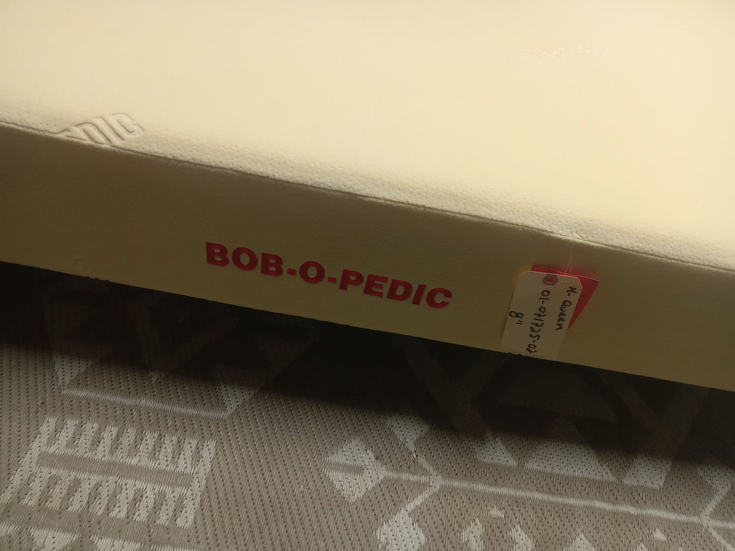 Bob-O-Pedic | 8'' Memory Foam | Queen Mattress