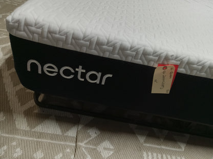 Nectar | Classic Memory Foam | 12" Queen (3)
