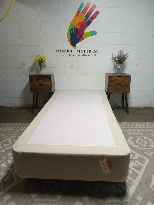 Stowaway | 10'' Foundation w/ Drawers Twin XL(1)