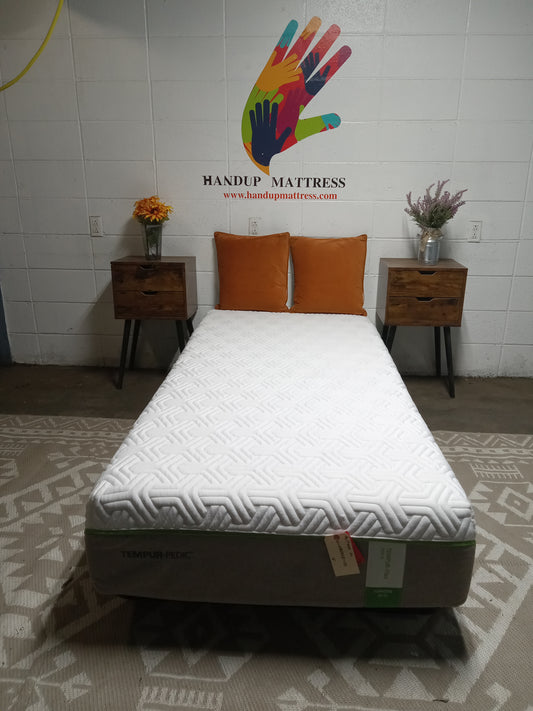 Tempur-pedic | Tempur-Flex | Hybrid Supreme | 12'' Twin XL Mattress (2)