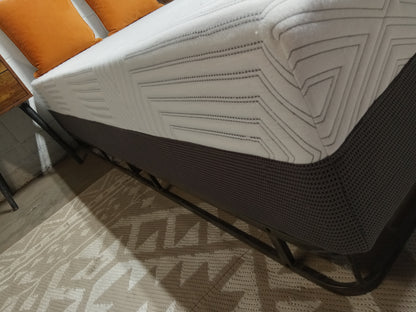 Curve | Sleepys Curve | Memory Foam | 12" Twin Mattress