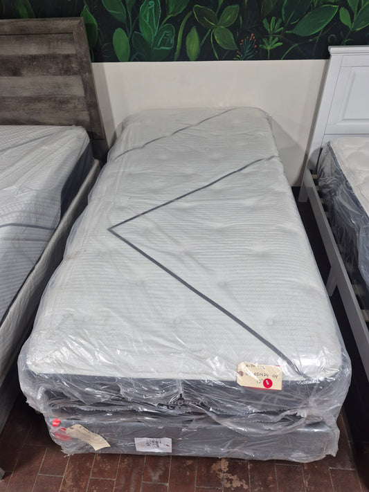 Beautyrest | Black | 12'' Twin XL Mattress