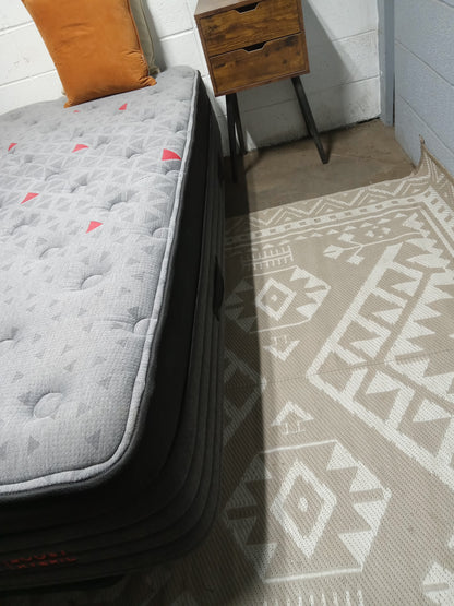 Zoma Seep | Zoma Boost Hybrid | 15" King Mattress