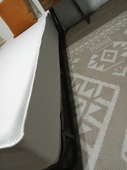 Boring Mattress | All Foam | 10" Full Mattress