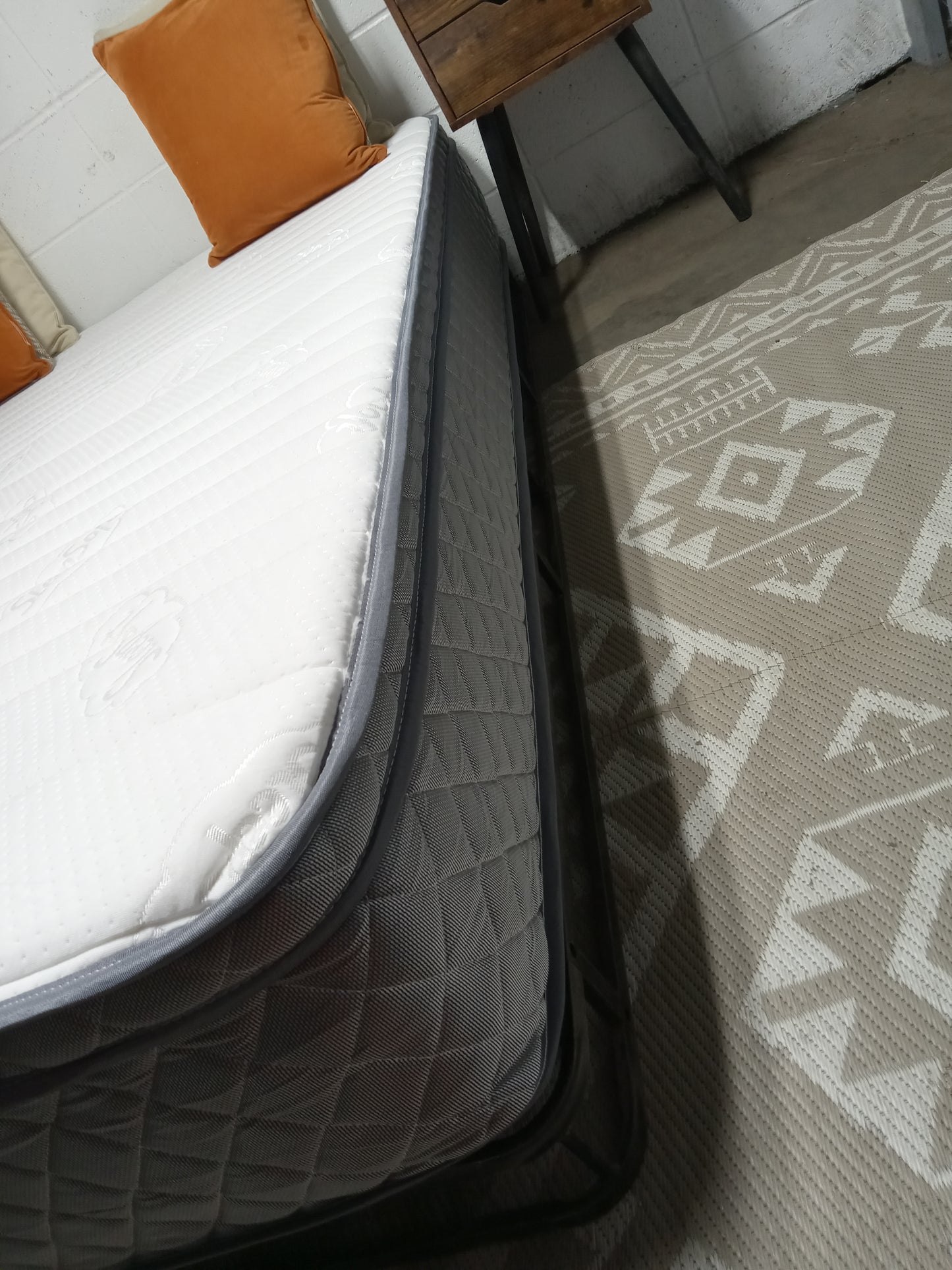 Wayfair | Noren Pillow Top | 12" Queen Mattress