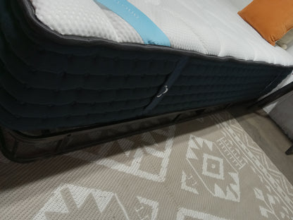 DreamCloud | Premier Hybrid | 13" Queen Mattress
