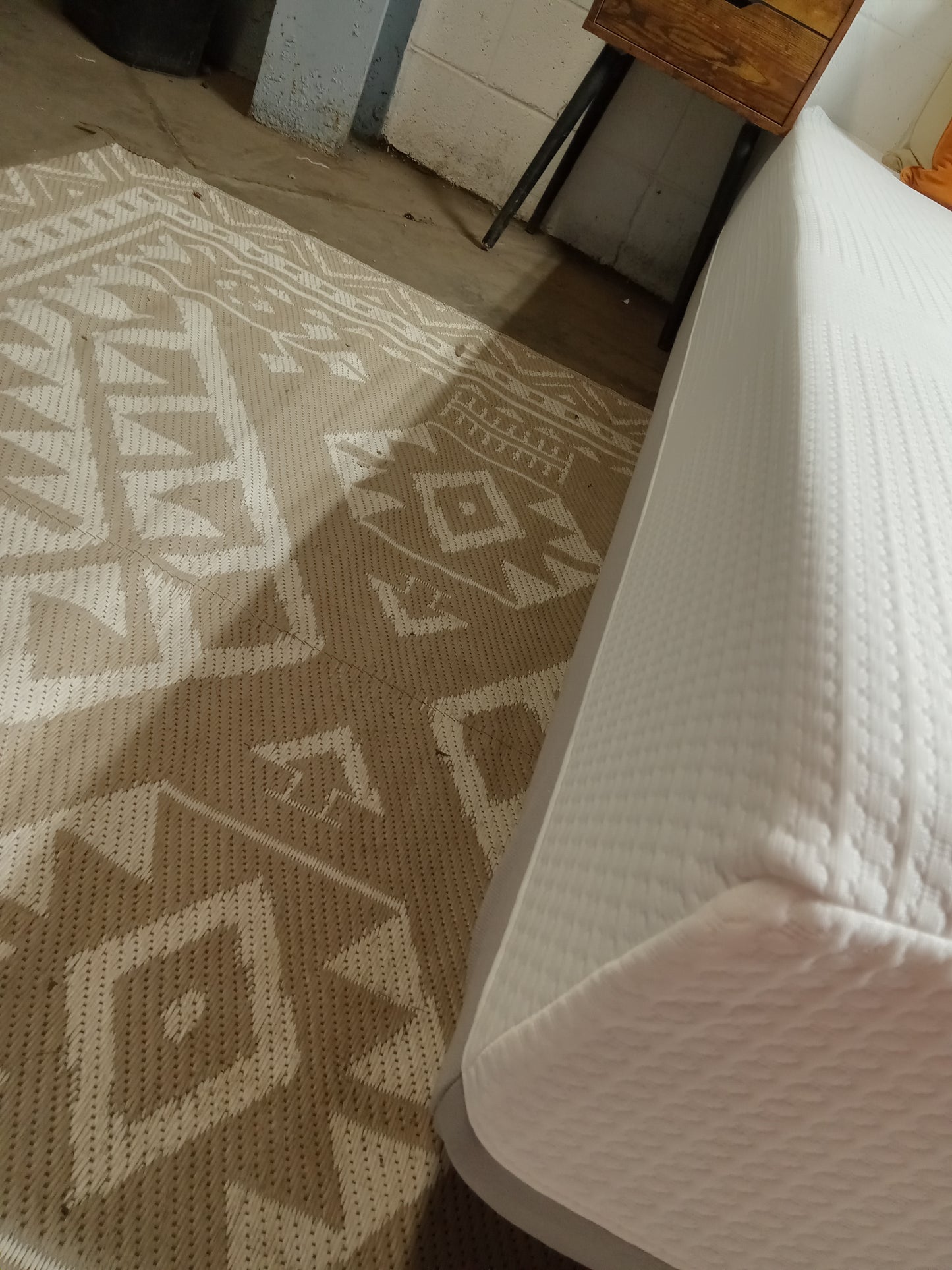 Nora | Memory Foam | 12" King Mattress