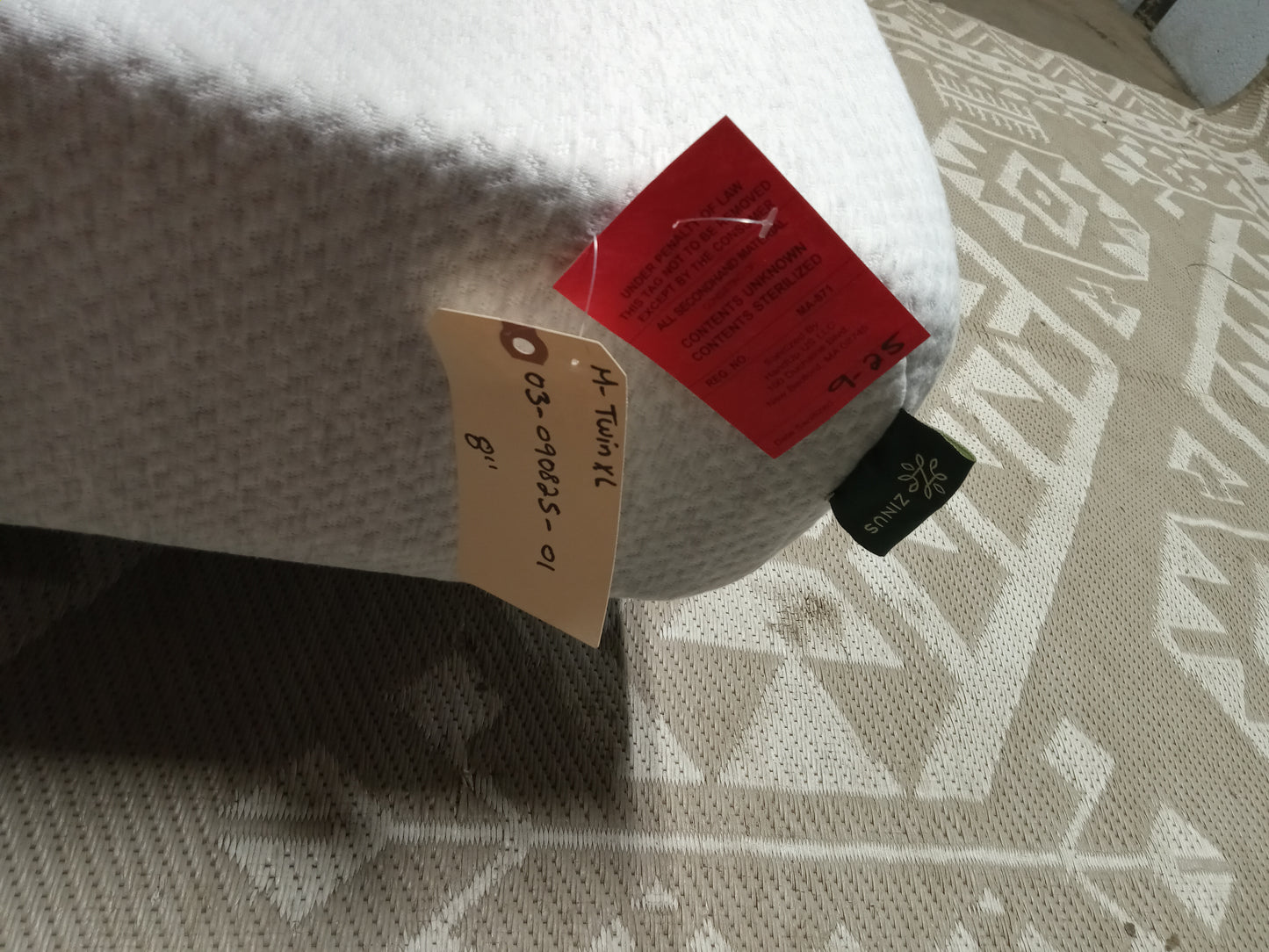 Zinus | Memory Foam | 8" Twin Mattress