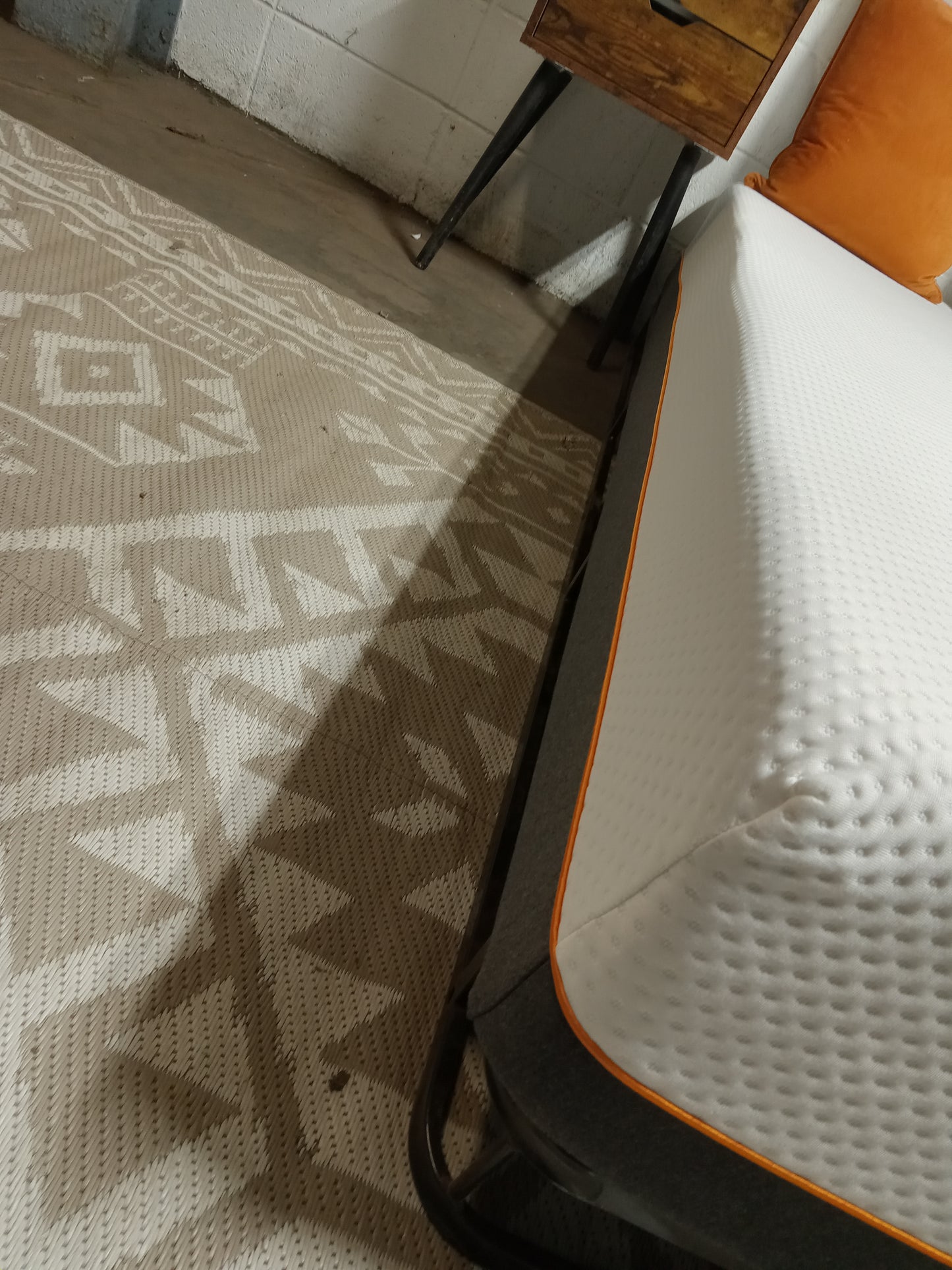 Tulo | Memory Foam | 10" Twin Mattress