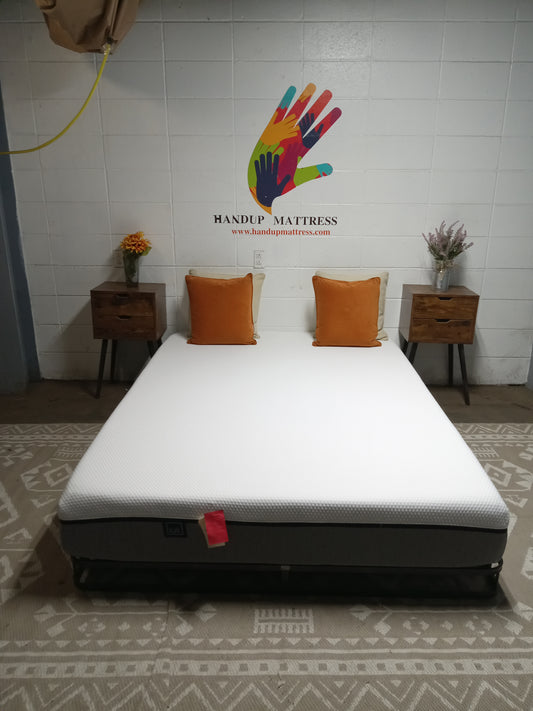 Lull | Memory Foam | 10" Queen Mattress
