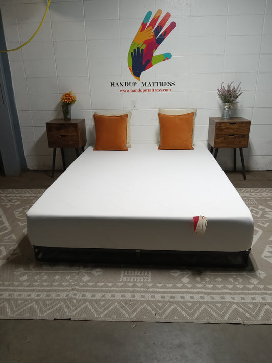 Tuft & Needle |Memory Foam | 10" Queen Mattress