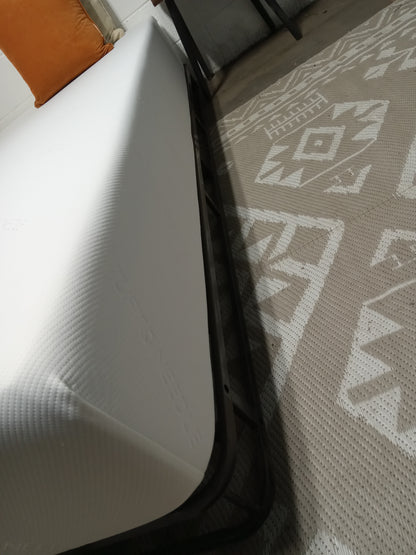 Tuft & Needle |Memory Foam | 10" Queen Mattress