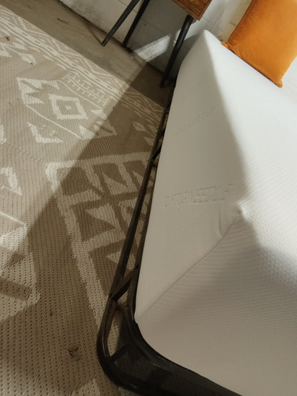 Tuft & Needle |Memory Foam | 10" Queen Mattress
