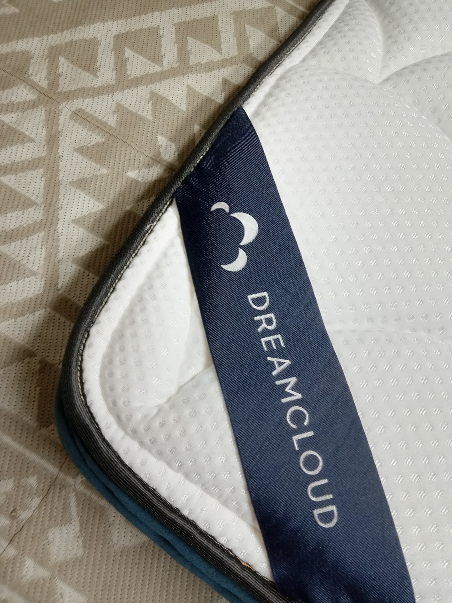 DreamCloud | Memory Foam | 14" Twin XL Mattress
