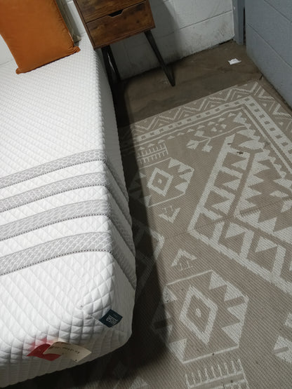 Leesa |Hybrid | 11" Queen Mattress