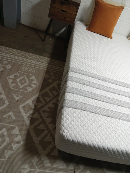 Leesa |Hybrid | 11" Queen Mattress