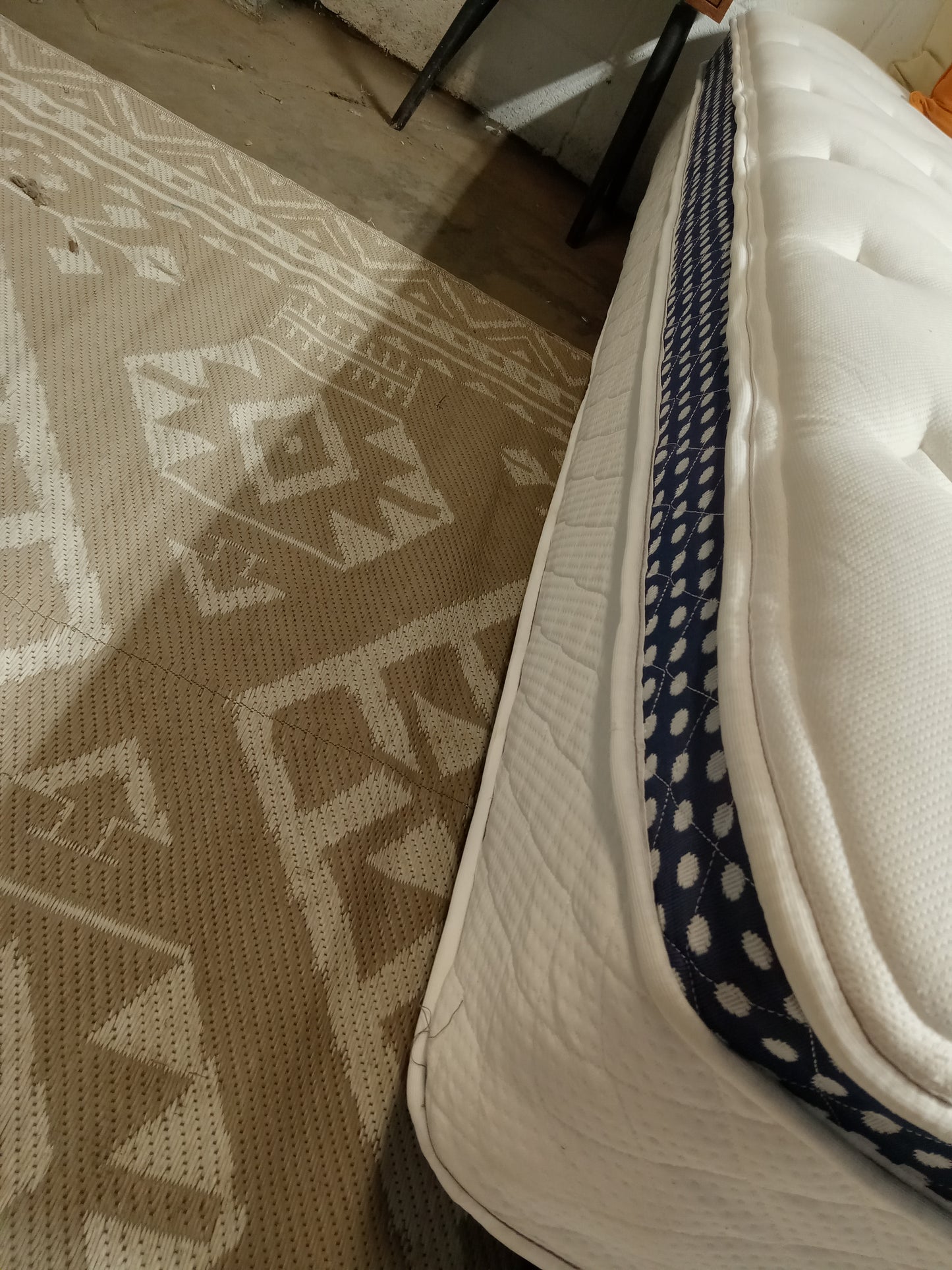 WinkBeds | The WinkBed Soft | 13" King Mattress