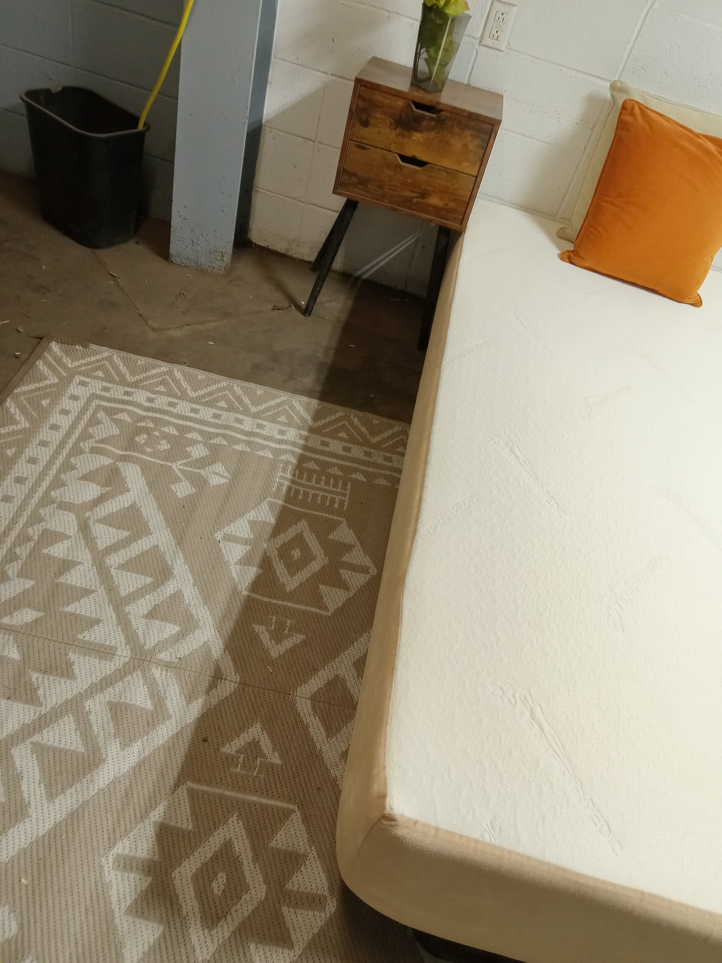 TempurPedic | Memory Foam | 11" King Mattress