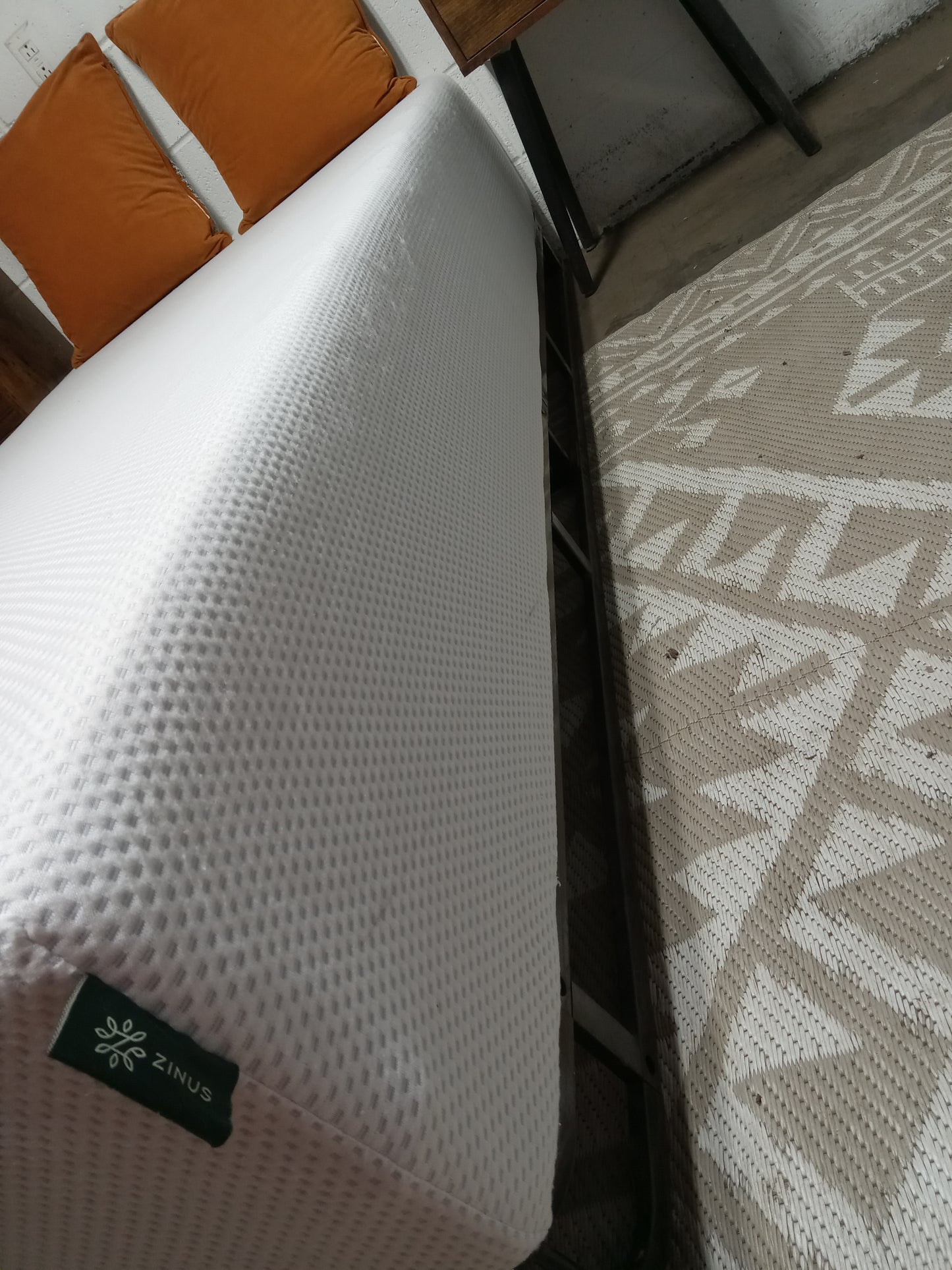 Zinus | Memory Foam | 8' Twin Mattress