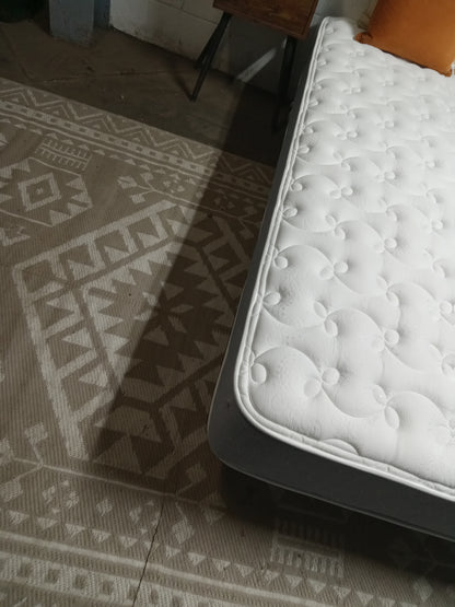 Back & Body | Chelsea | 10" Queen Mattress