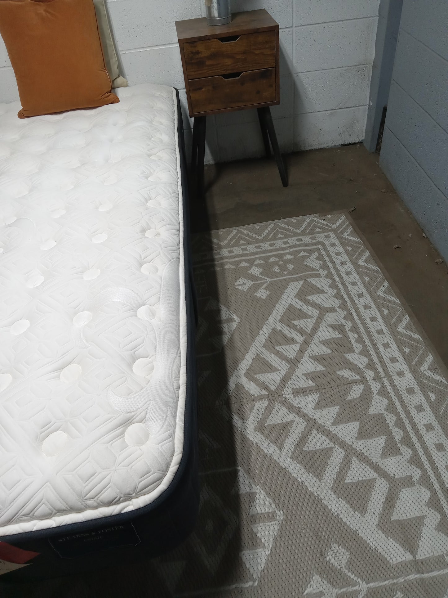 Stearns & Foster | Estate | 12" Queen Mattress