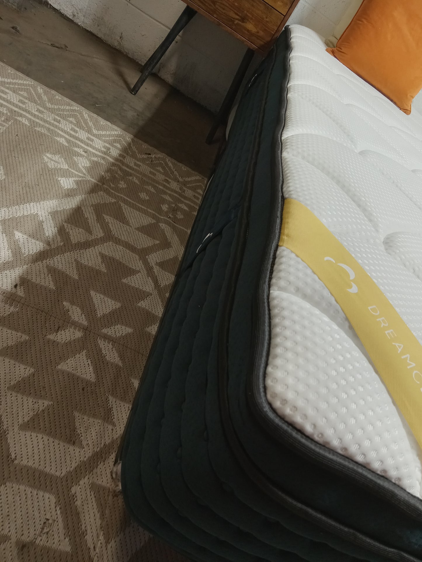 DreamCloud | Premier Hybrid | 12" Queen Mattress