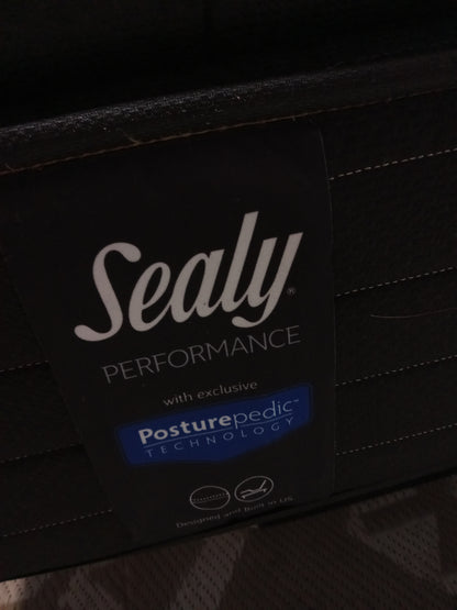 Sealy | Performance Posturepedic Technology| 13" King Mattress