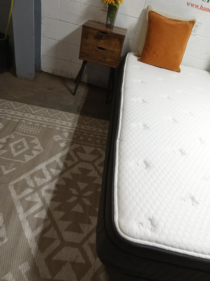 Brooklyn Bedding | Titan  Plus Luxe w/ GlacioTex Cooling Cover | 13" Queen Mattress