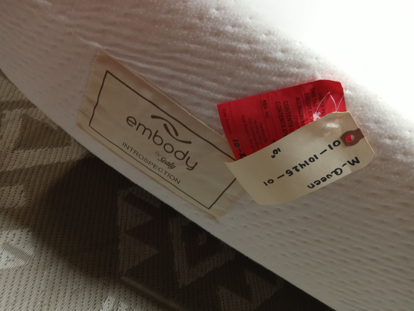 Sealy | Embody Introspection  | 10" Queen Mattress