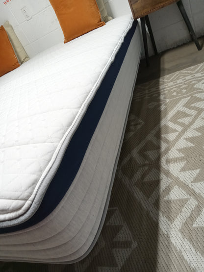 Helix | Midnight w GlacioTex Cooling | 11.5" King Mattress