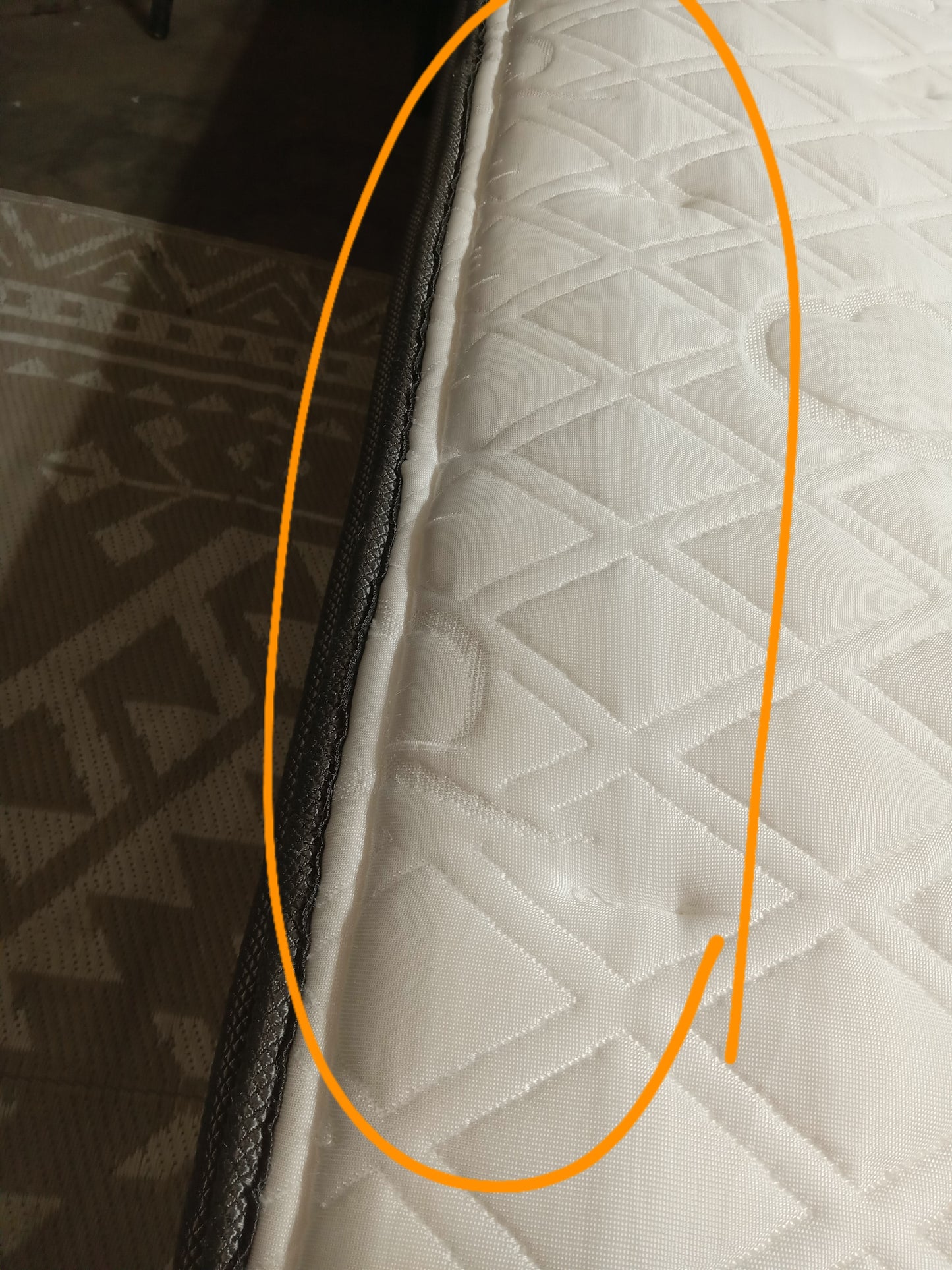 Puffy | Royal Hybrid | 14" Queen Mattress
