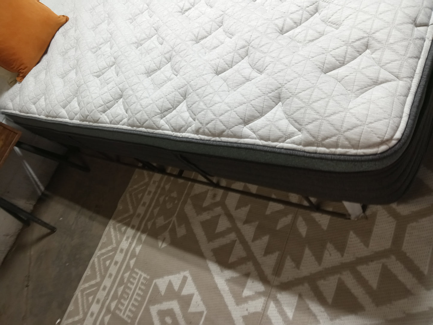 Helix | Luxe Sunset w/GlacioTex™ Cooling Cover 13.5" | Queen Size