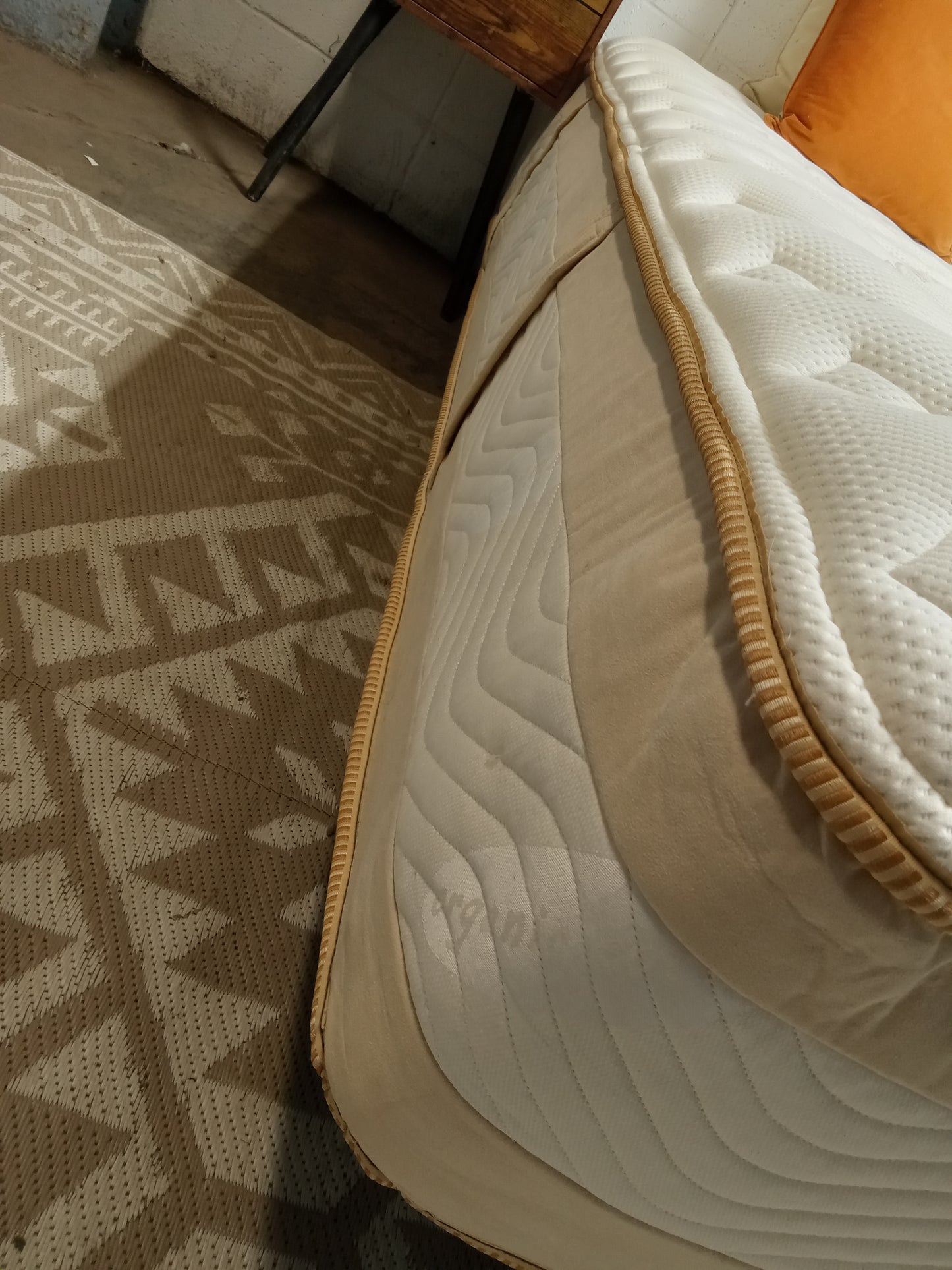 Saatva | RX | 15" King Mattress