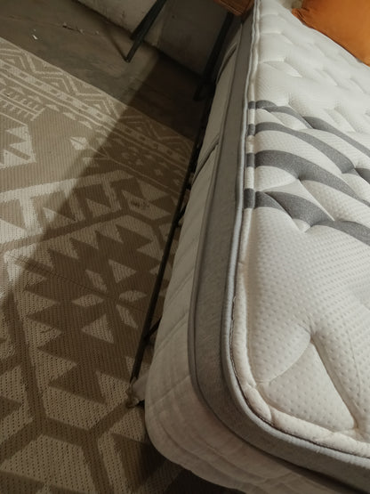 Leesa | Legend Chill Hybrid | 13'' Queen Mattress