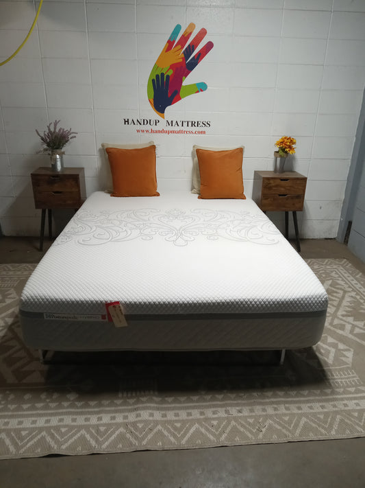 Sealy | PosturePedic Hybrid plush | 12" Queen Mattress