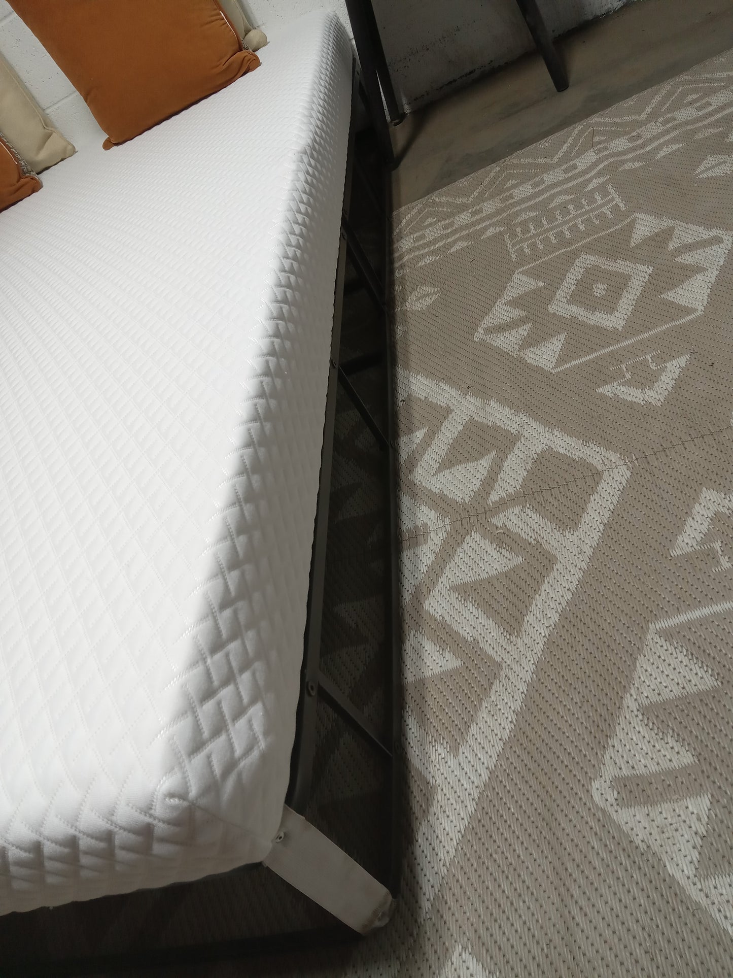 Unbranded | Memory  Foam | 5" Full Mattress
