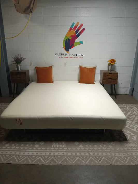 Tempur-Pedic | The Original Bed | 10" King Mattress