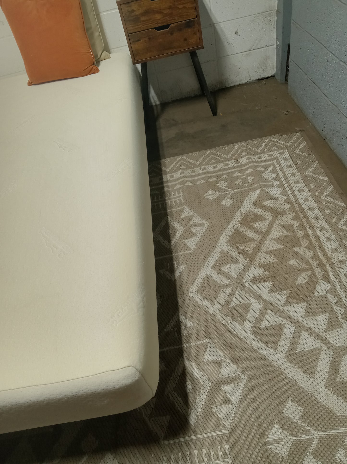 Tempur-Pedic | The Original Bed | 10" King Mattress