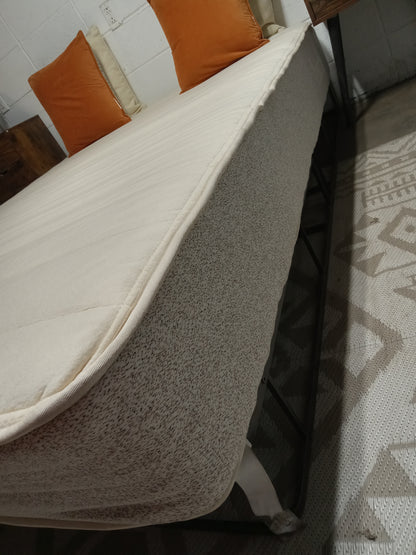 Helix | Birch Natural | 11" Queen Mattress