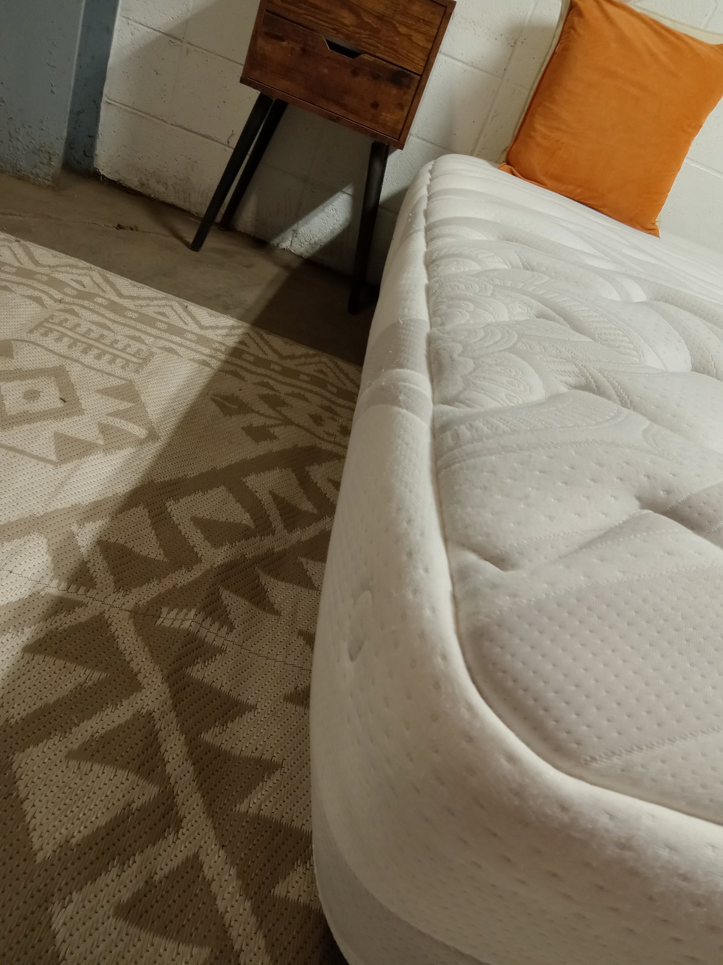 PranaSleep | Karma | 9'' Queen Mattress