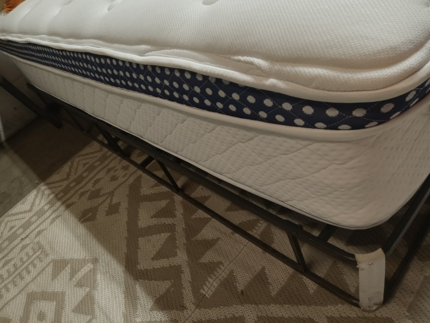 WinkBeds | Luxury Firm | 13.5'' Full Mattress