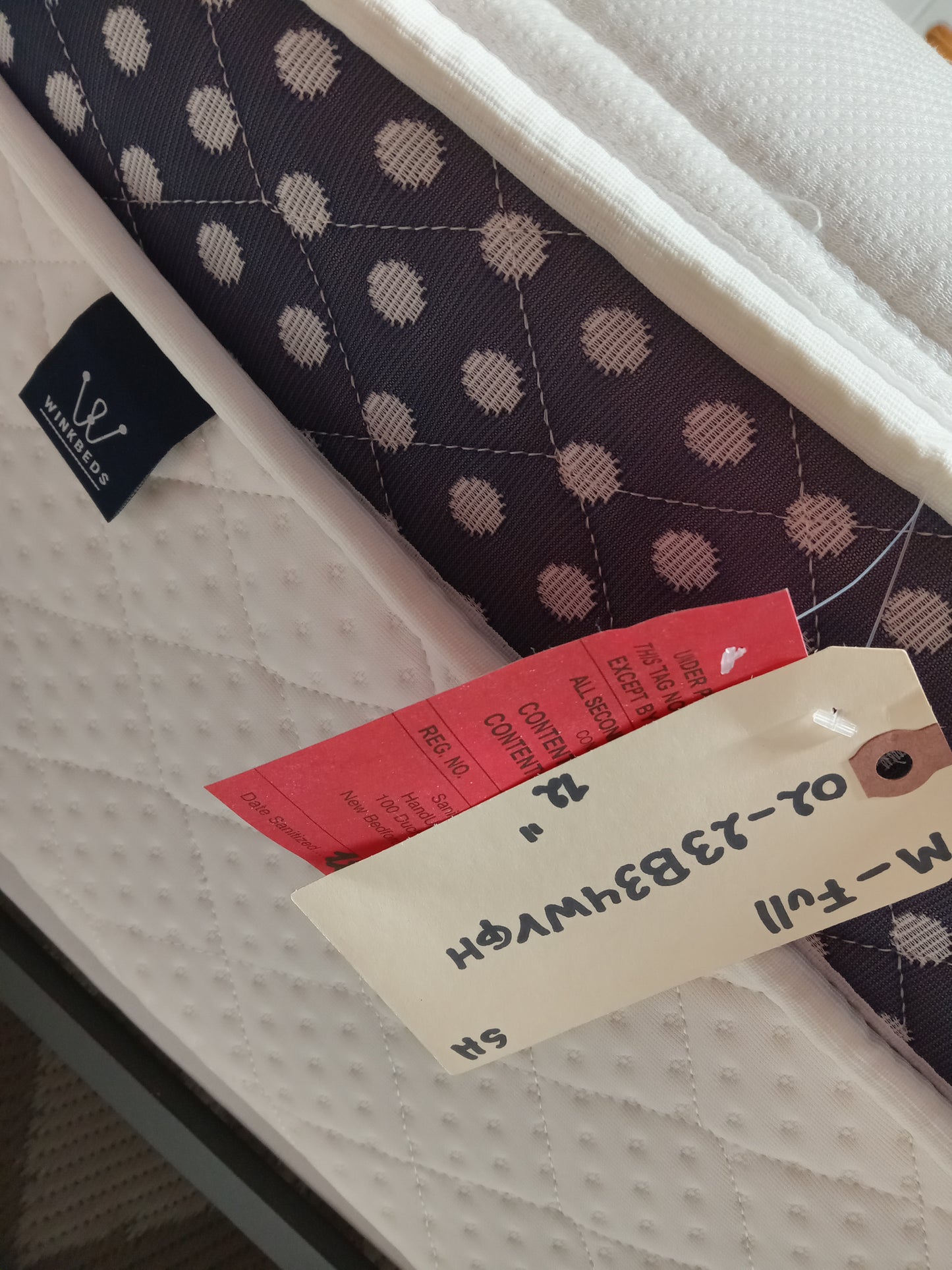 WinkBeds | Luxury Firm | 13.5'' Full Mattress