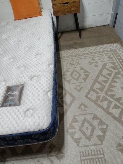 Pranasleep | Natural Collection | Merrimack | 9'' Queen Mattress