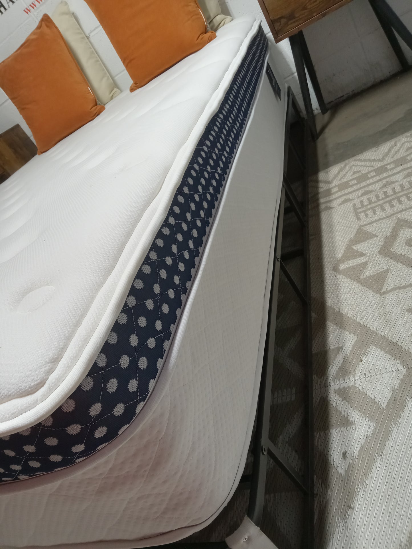 WinkBeds | Luxury Firm | 13.5'' Full Mattress