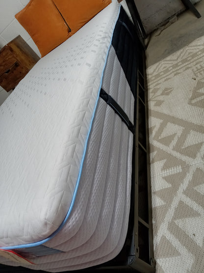 Nectar | Classic Hybrid | 12'' Twin Mattress
