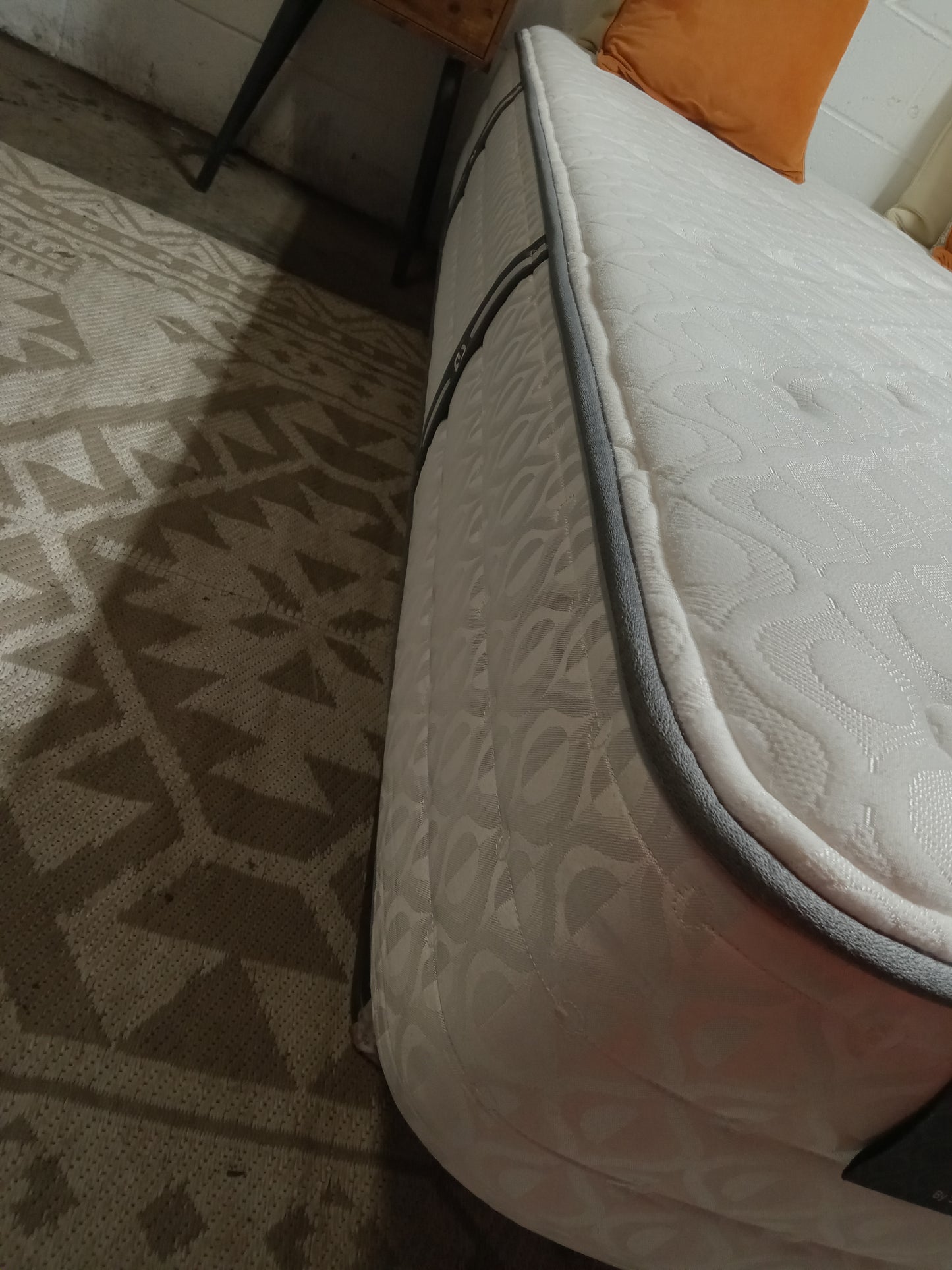 Stearns & Foster | G.S Stearns Ultra Firm | 12" Queen Mattress