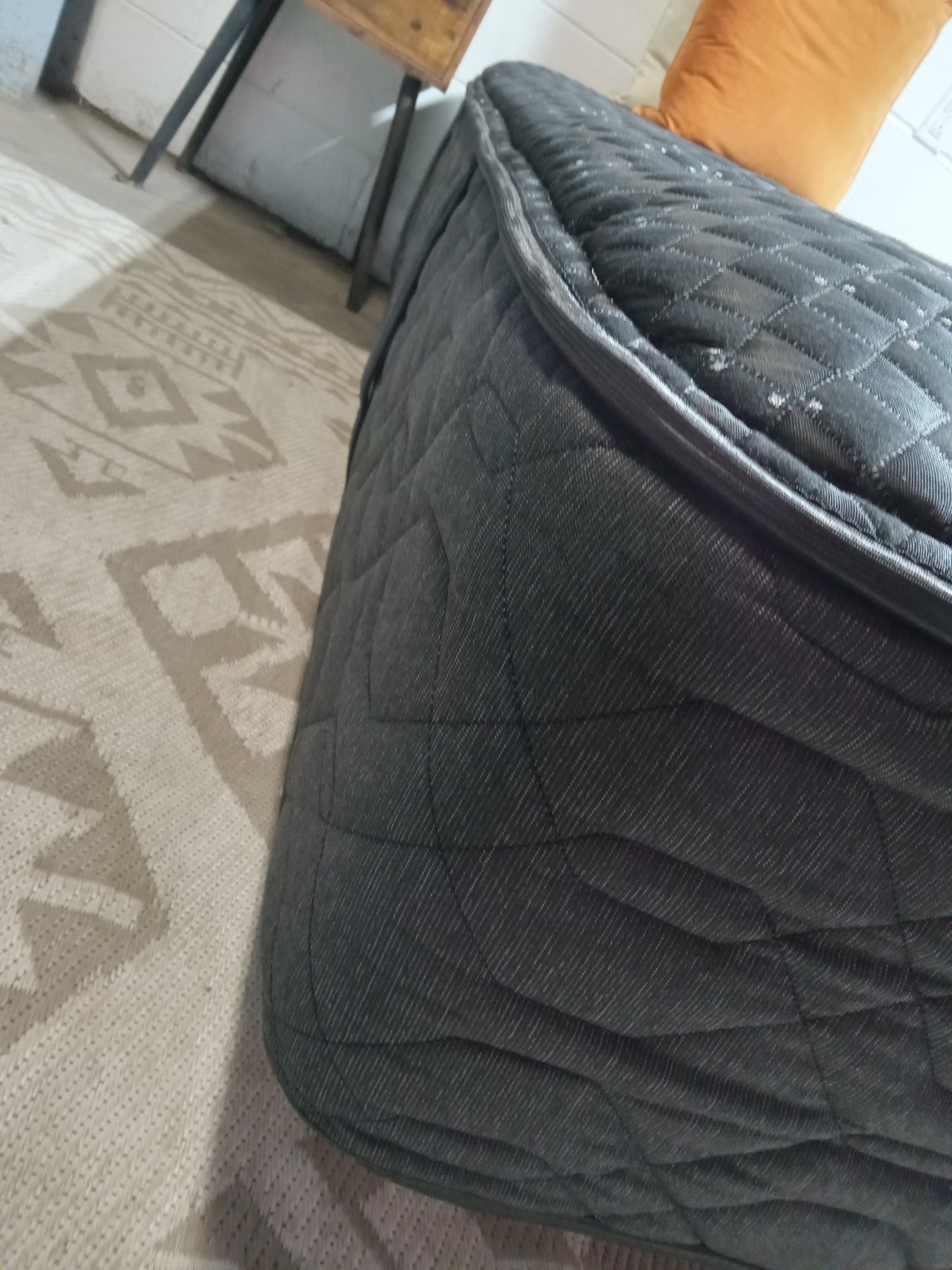 Beautyrest | Black Series 3 Medium | 14" King Mattress