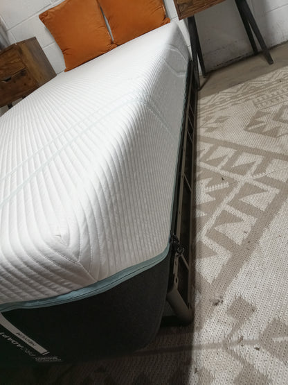 Tempur-Pedic | Pro-Adapt: Medium | 12" Twin XL Mattress