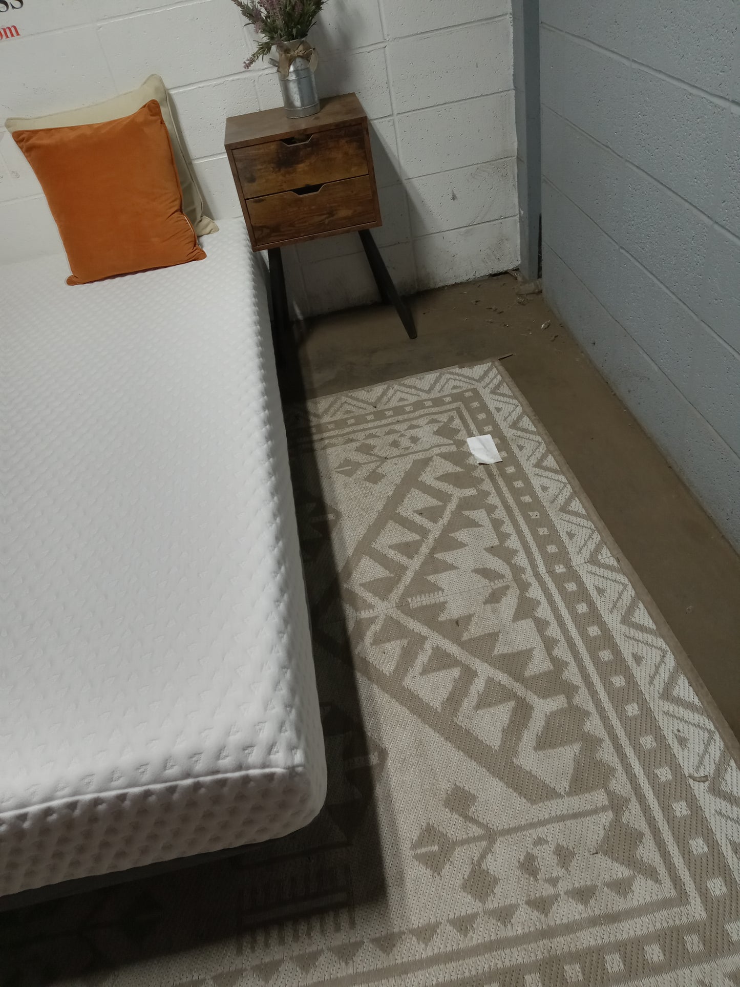 Bob-O- Pedic | Prize Gel Memory Foam | 10" Queen Mattress